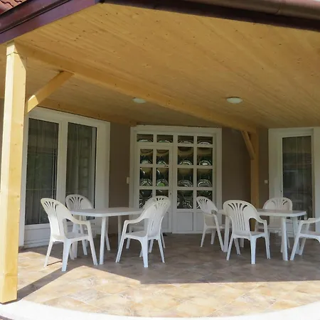 4 Foes Apartment Balatonlelle